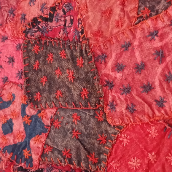 Unique Gorgeous King Size Vintage Patchwork Batik Bedspread from India - Picture 10 of 15